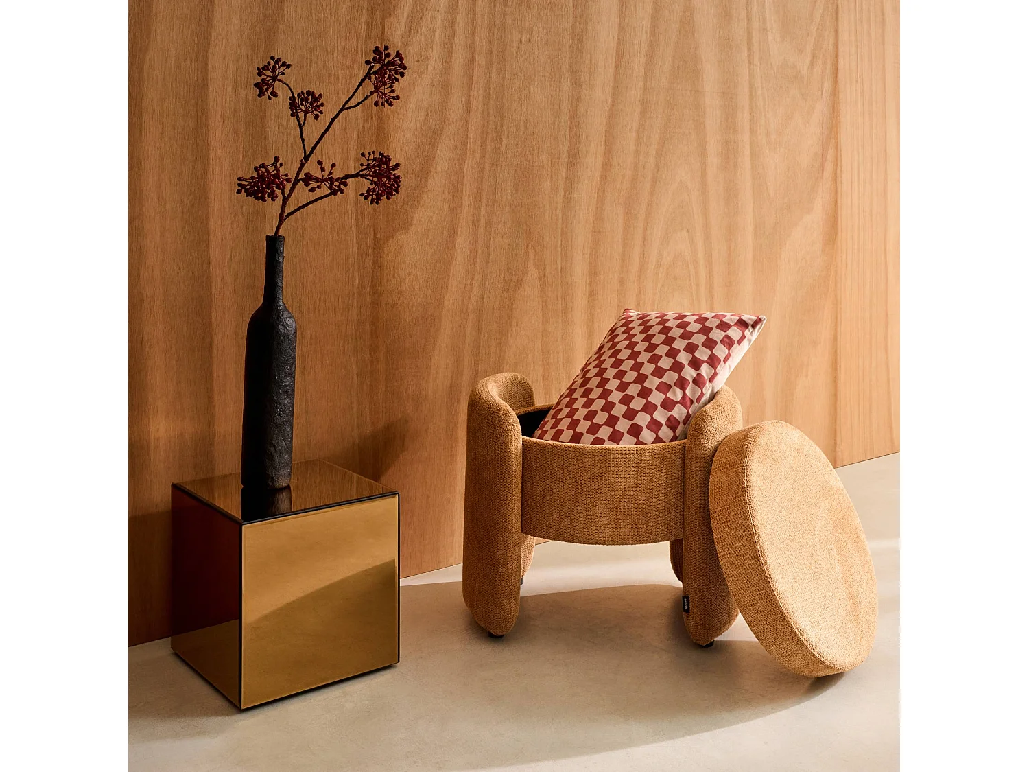 Tabouret coffre contemporain tissu rouille. L 53 x P 43 x H 45cm - Kalo