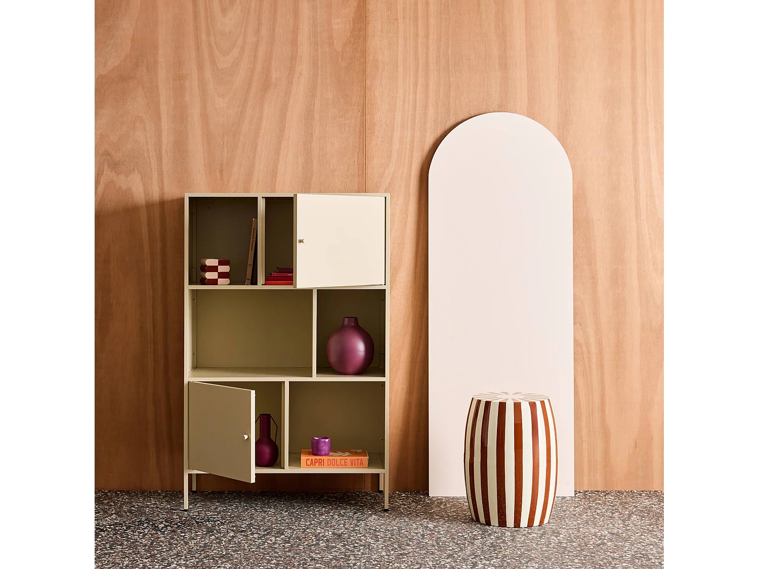 Buffet. meuble de rangement industriel métal crème 6 compartiments. L 80 x P 35 x H 125cm - Oklahoma