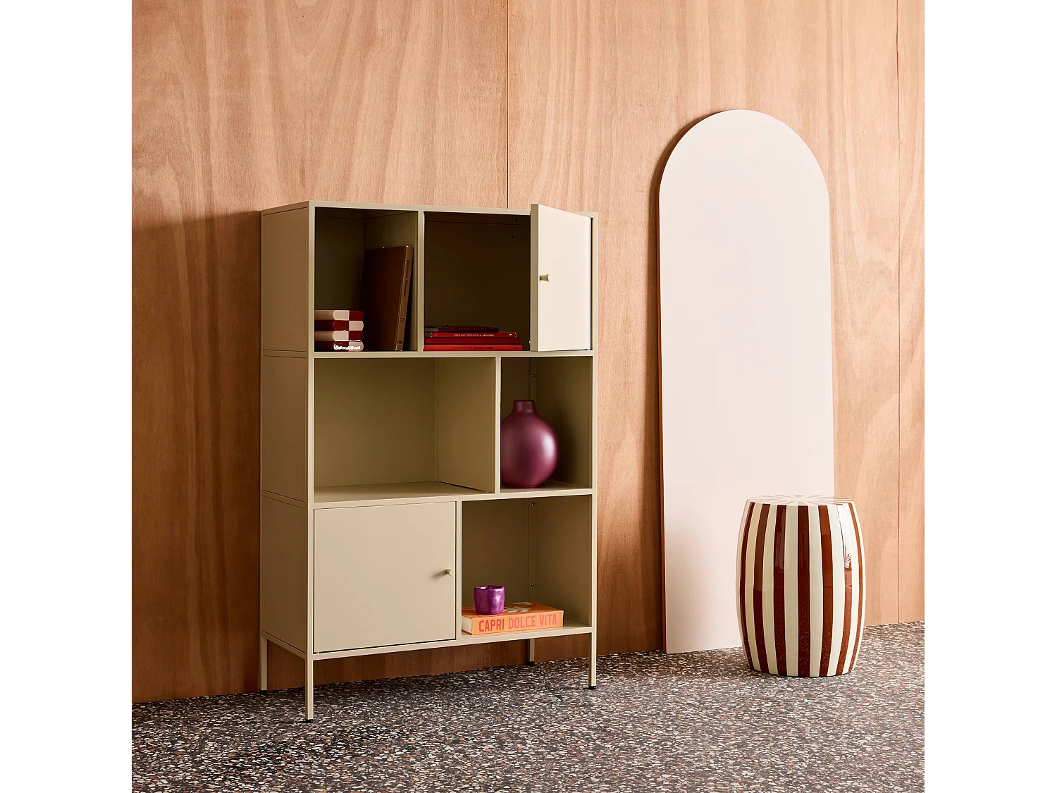 Buffet. meuble de rangement industriel métal crème 6 compartiments. L 80 x P 35 x H 125cm - Oklahoma