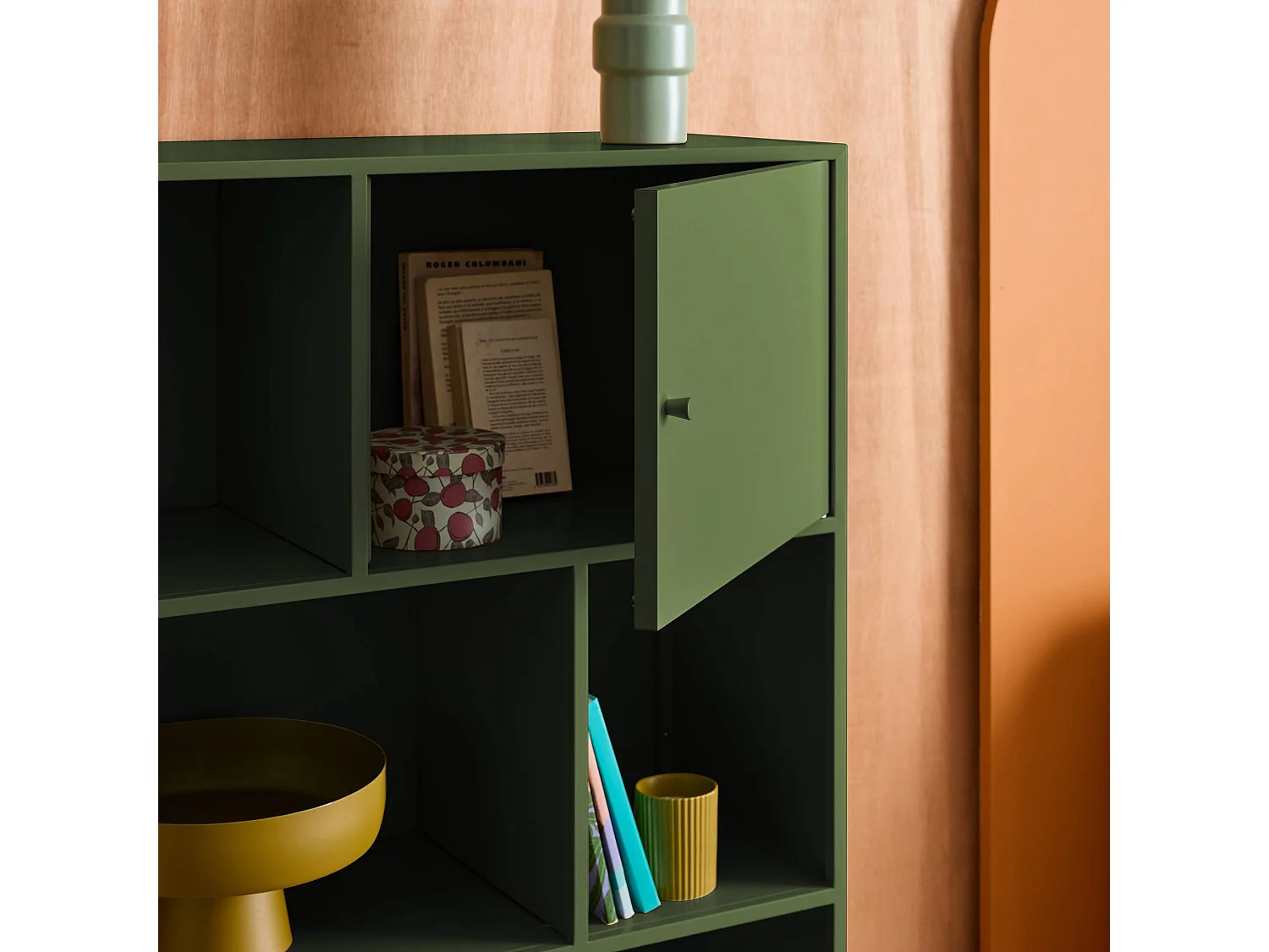 Buffet. meuble de rangement industriel métal vert 6 compartiments. L 80 x P 35 x H 125cm - Oklahoma