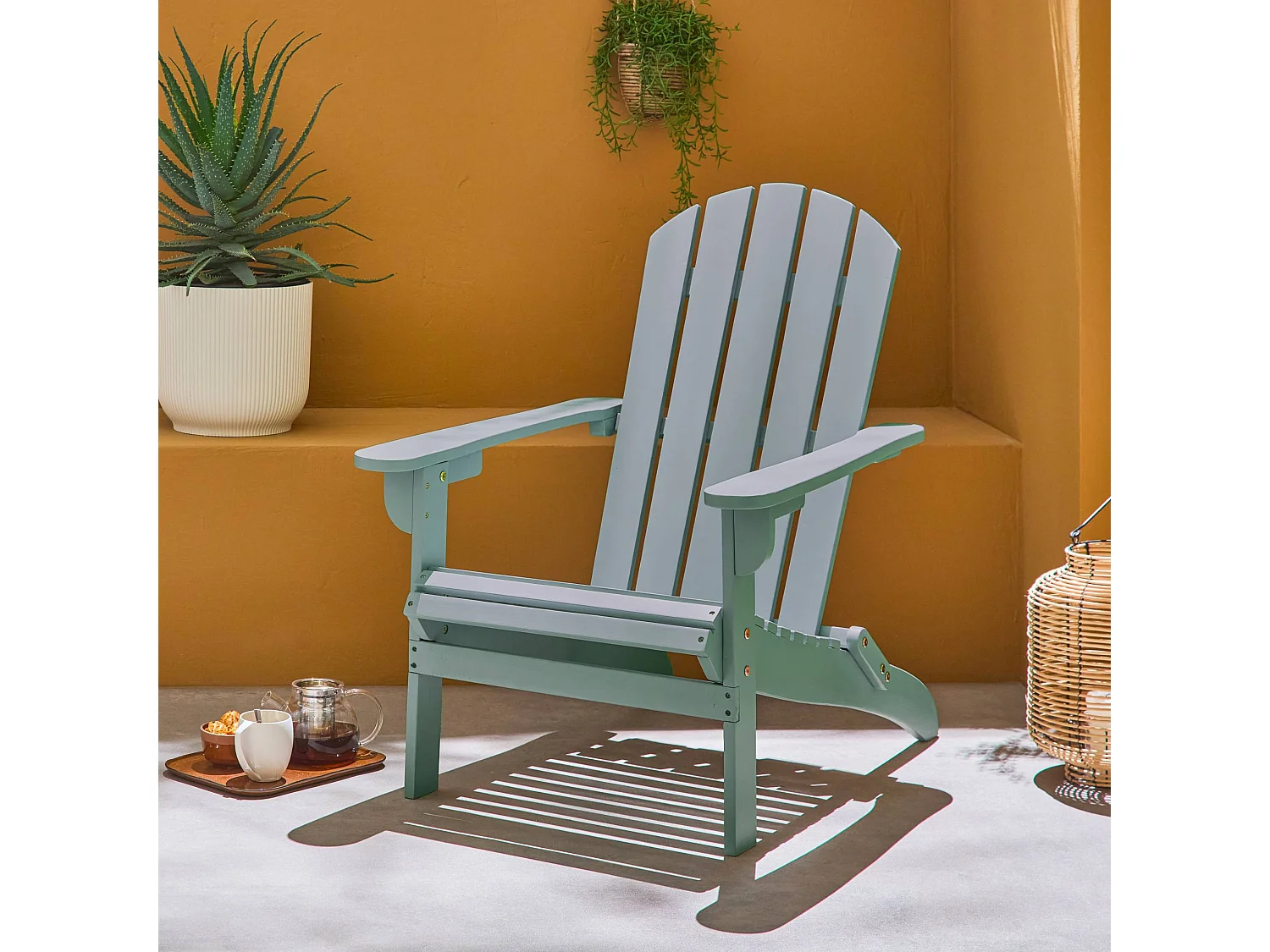 Fauteuil adirondack vert de gris en bois d'acacia avec accoudoirs KERINA. plusieurs coloris. 90 x 71 x 91.5 cm
