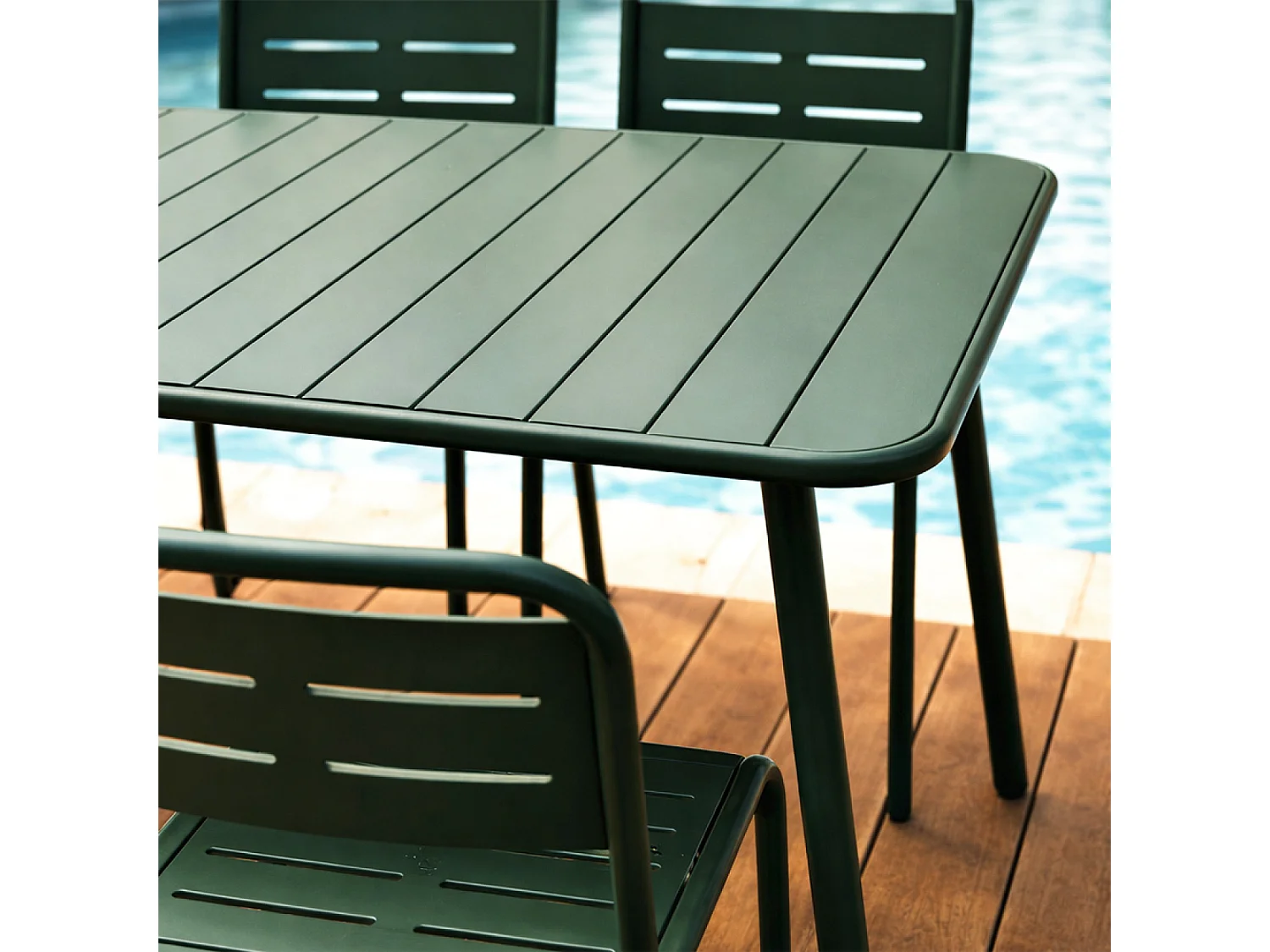 Ensemble table de jardin 120 cm et 4 chaises vert BERGAME