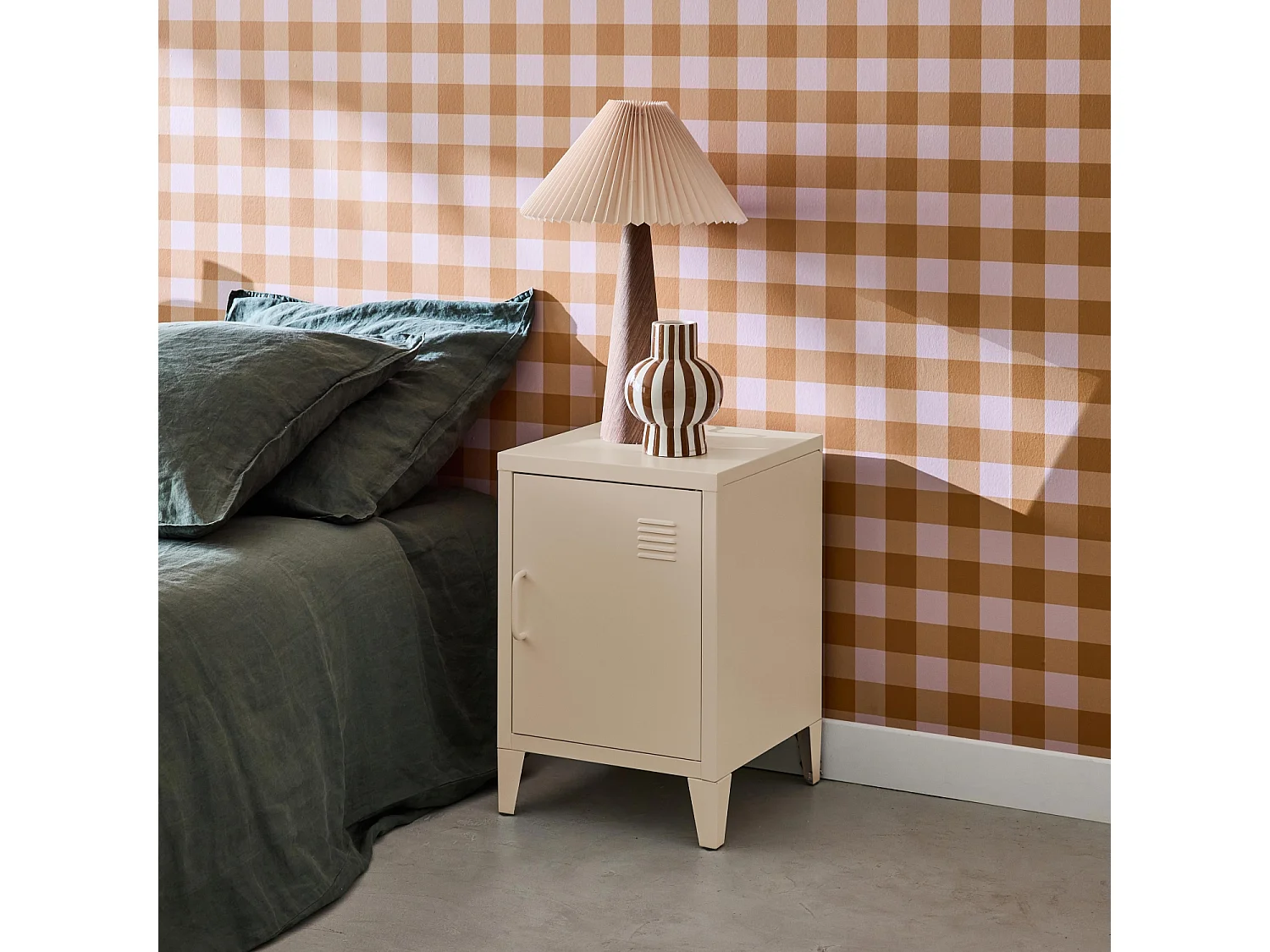 Comodino industriale, 1 anta, beige