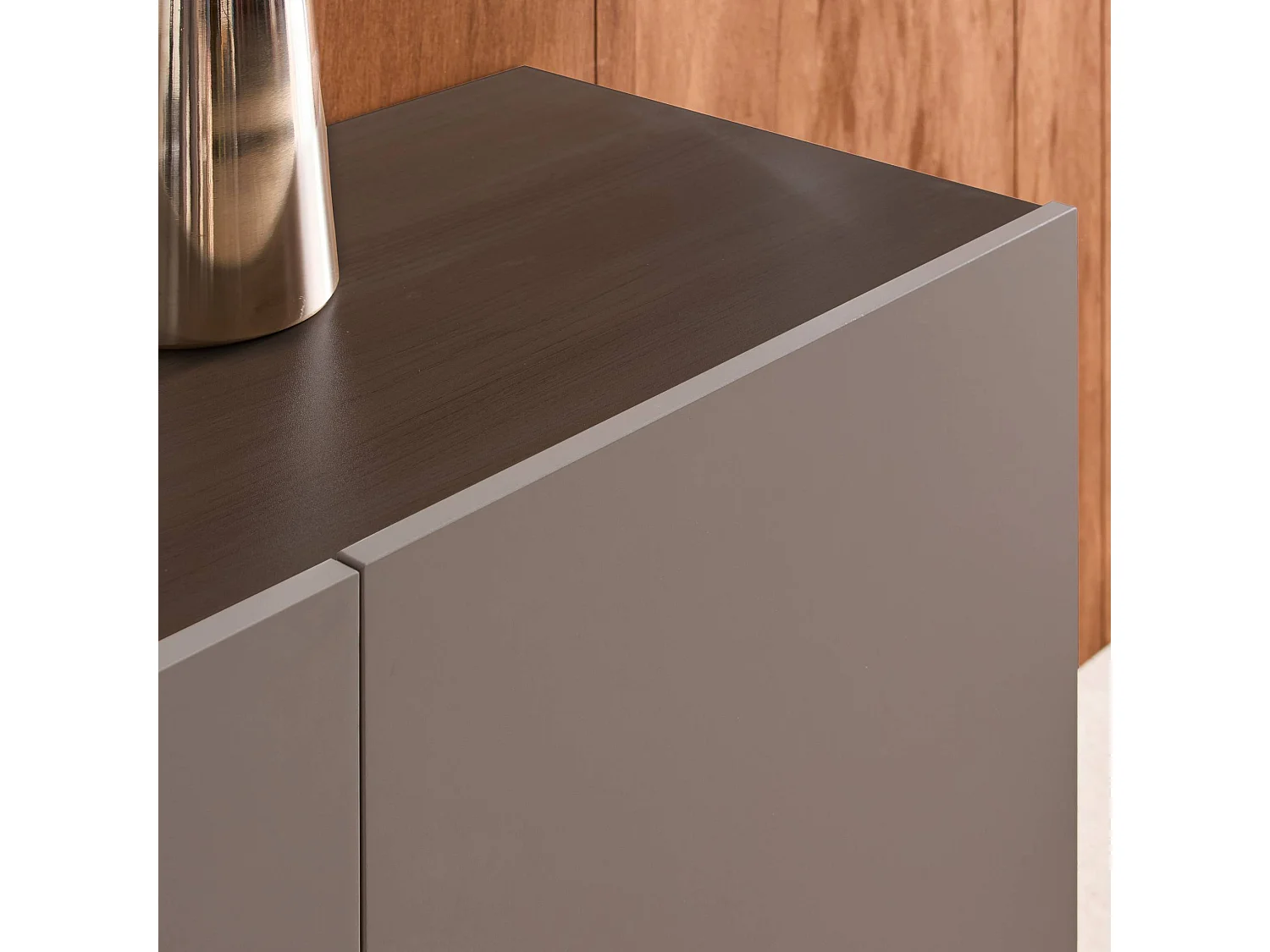 Aparador de metal y decoración de madera 3 puertas, 150cm gris