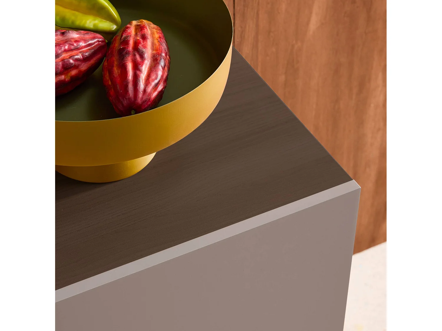 Aparador de metal y decoración de madera 3 puertas 120cm gris