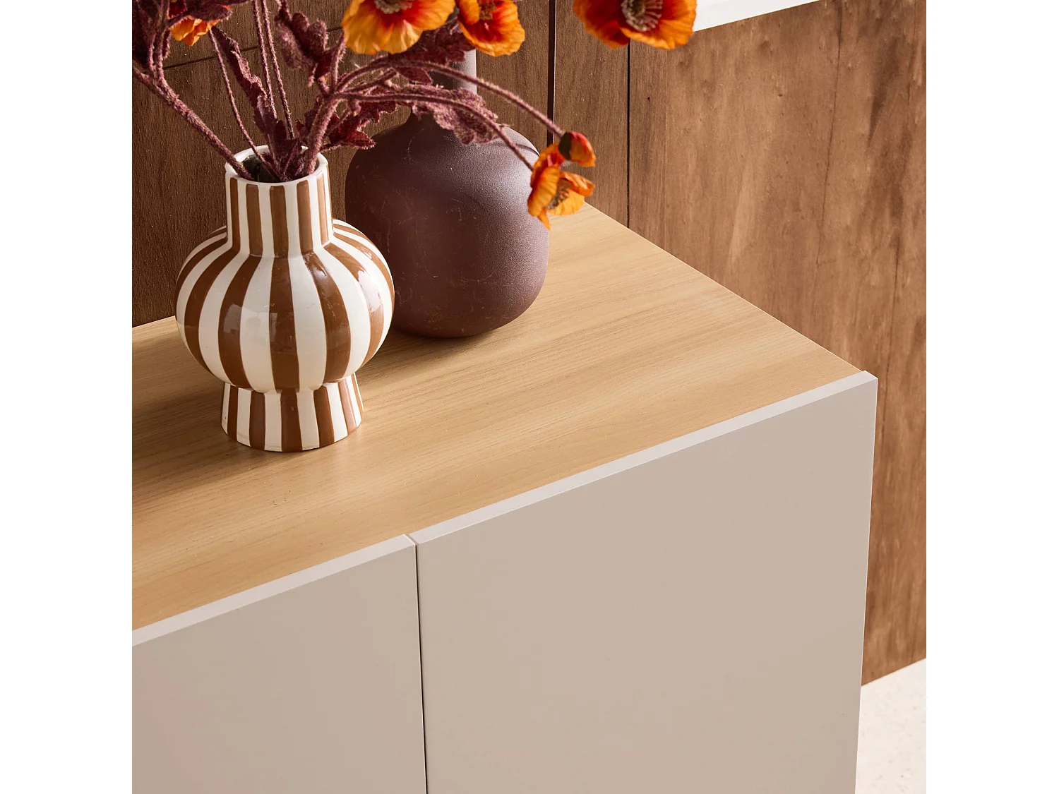 Aparador de metal y decoración de madera 3 puertas 120cm beige