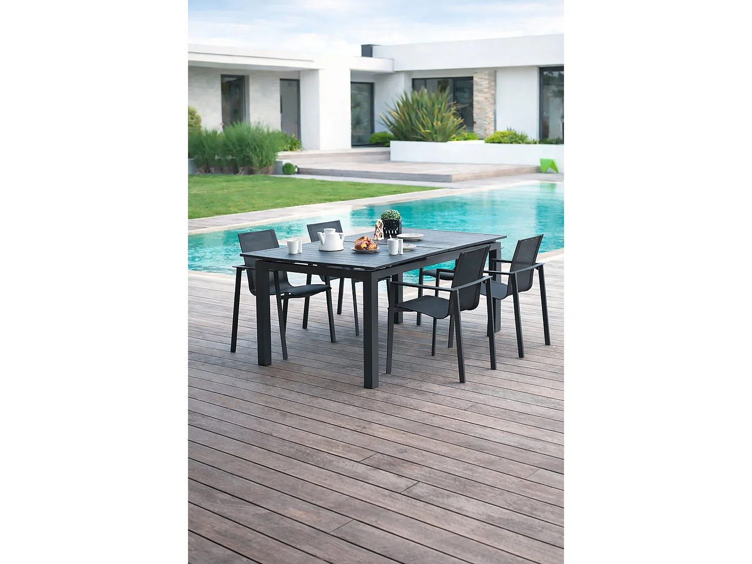 Conjunto de jantar de jardim em alumínio com 4 lugares