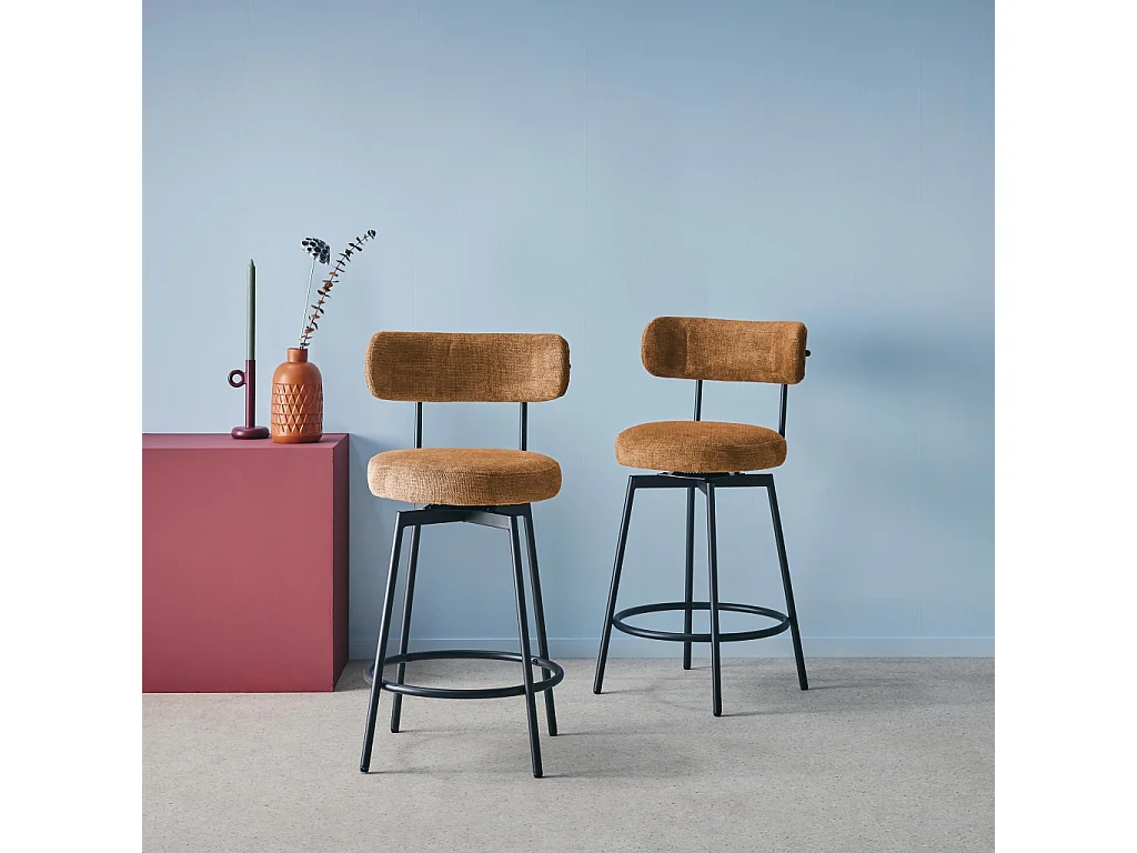 Lot de deux tabourets de bar assise rotative métal noir et tissu camel - L 50 x P 50 x H 92cm - Iris