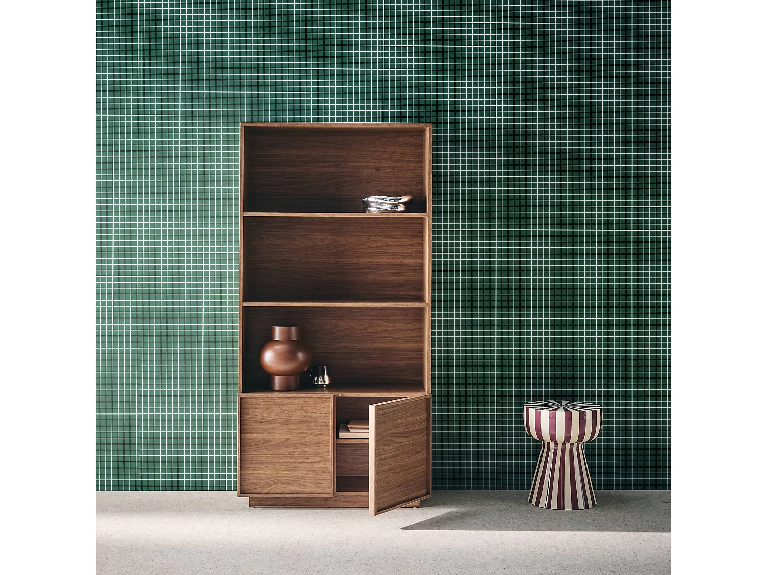 Etagères bibliothèque effet bois noyer 2 portes 5 niveaux - L 80 x P 35 x H 160cm - Kuba