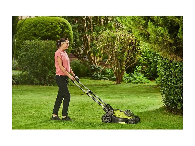 RYOBI 18V Brushless duwmaaier Ø40 cm met 5Ah accu, opvang en mulchen, inklapbaar stuur