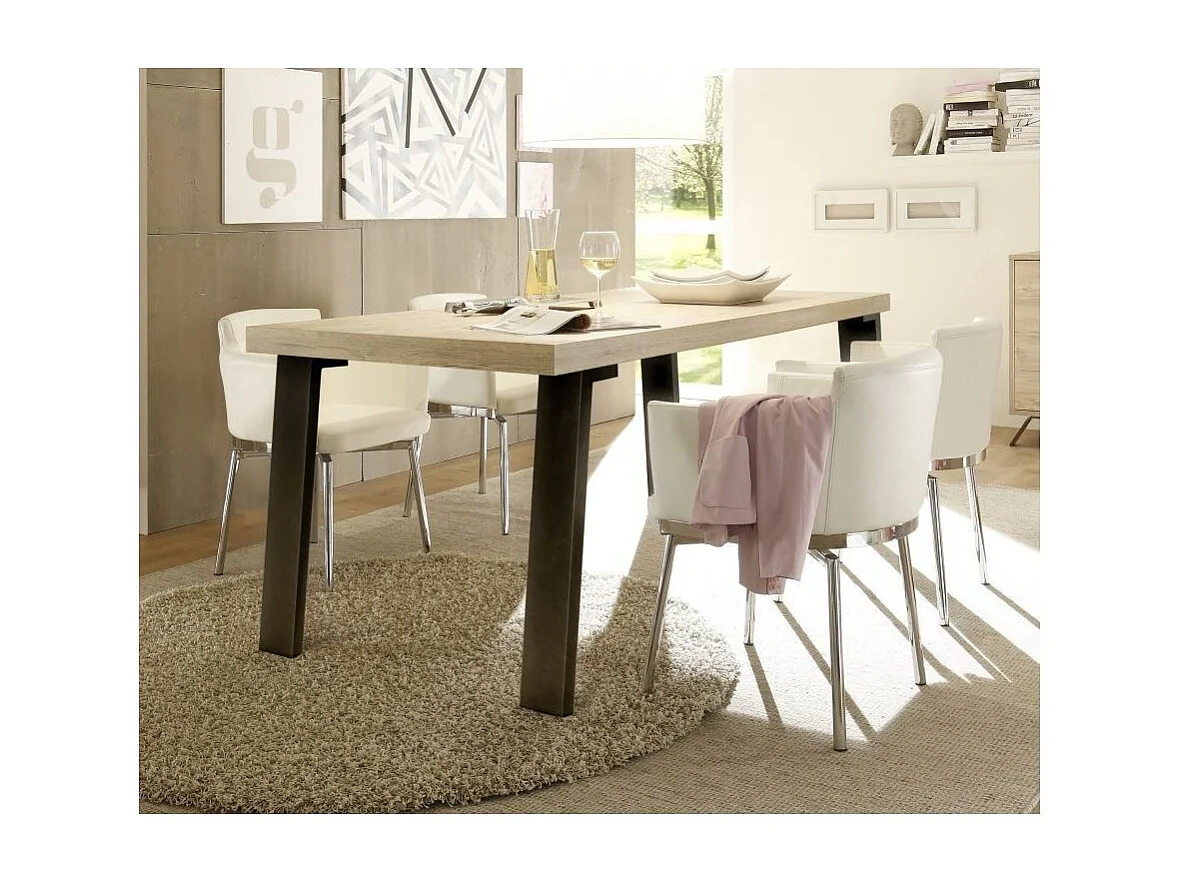 Table 168x88cm avec pieds en métal, Collection SHOW, coloris chêne clair