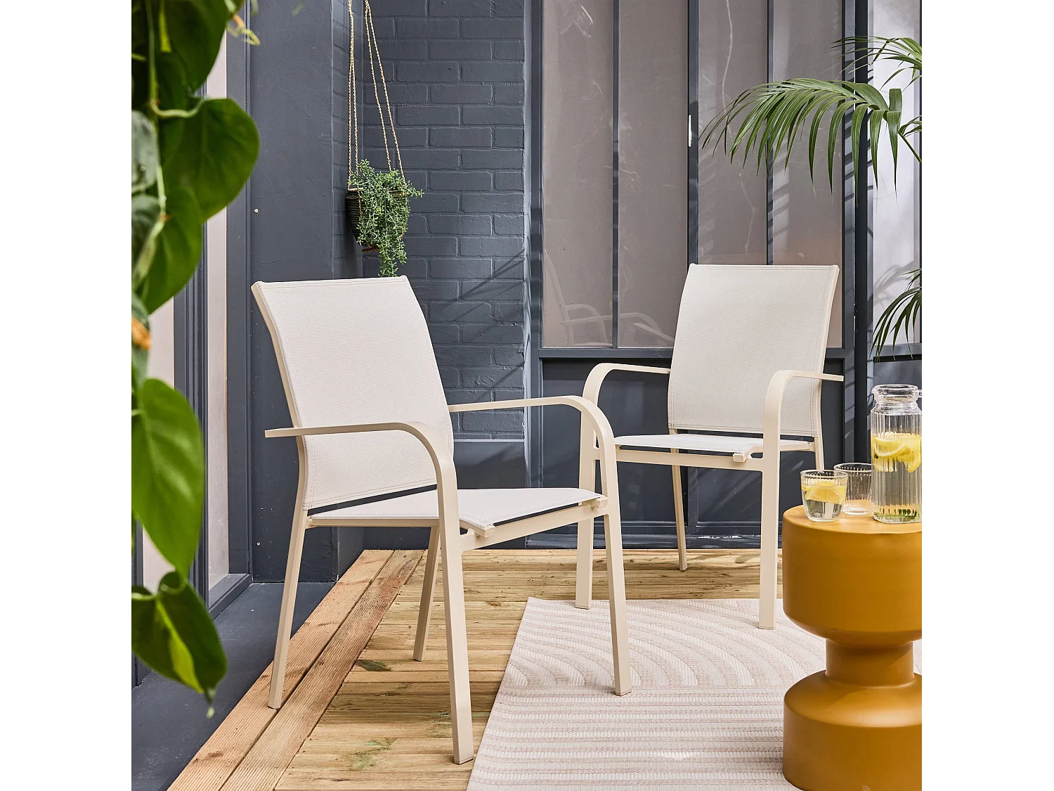 Silla de jardín apilable de aluminio y textileno, set de 2 beige