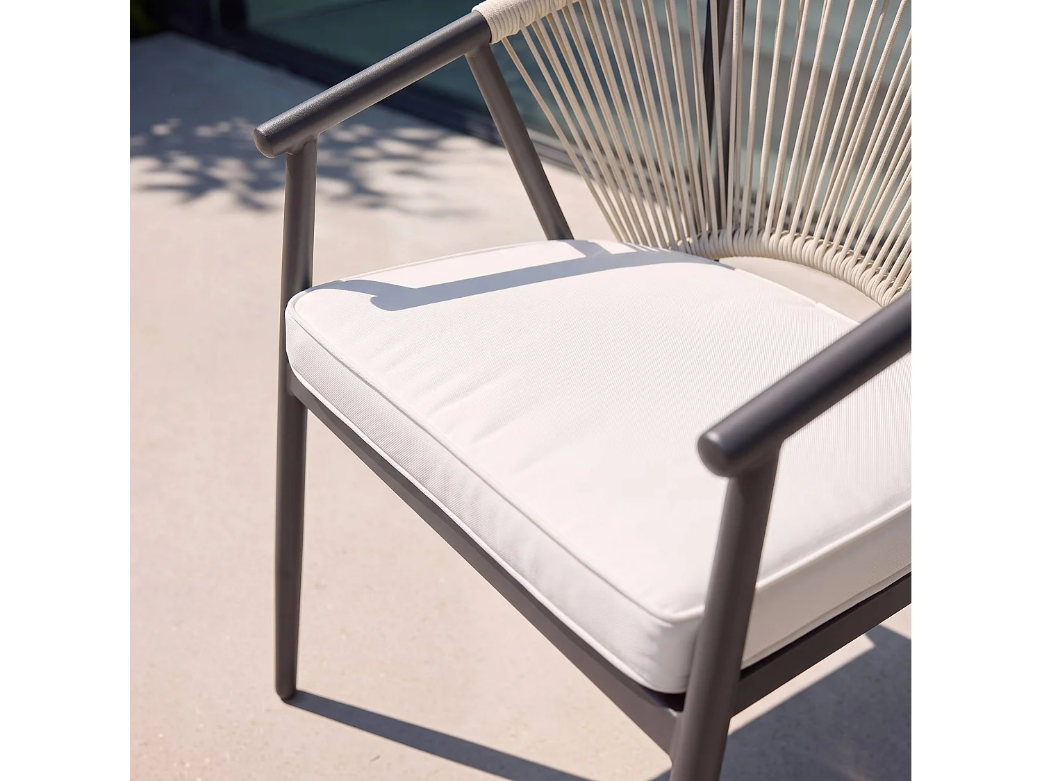Lot de 4 fauteuils empilables acier et cordes beige - Liora