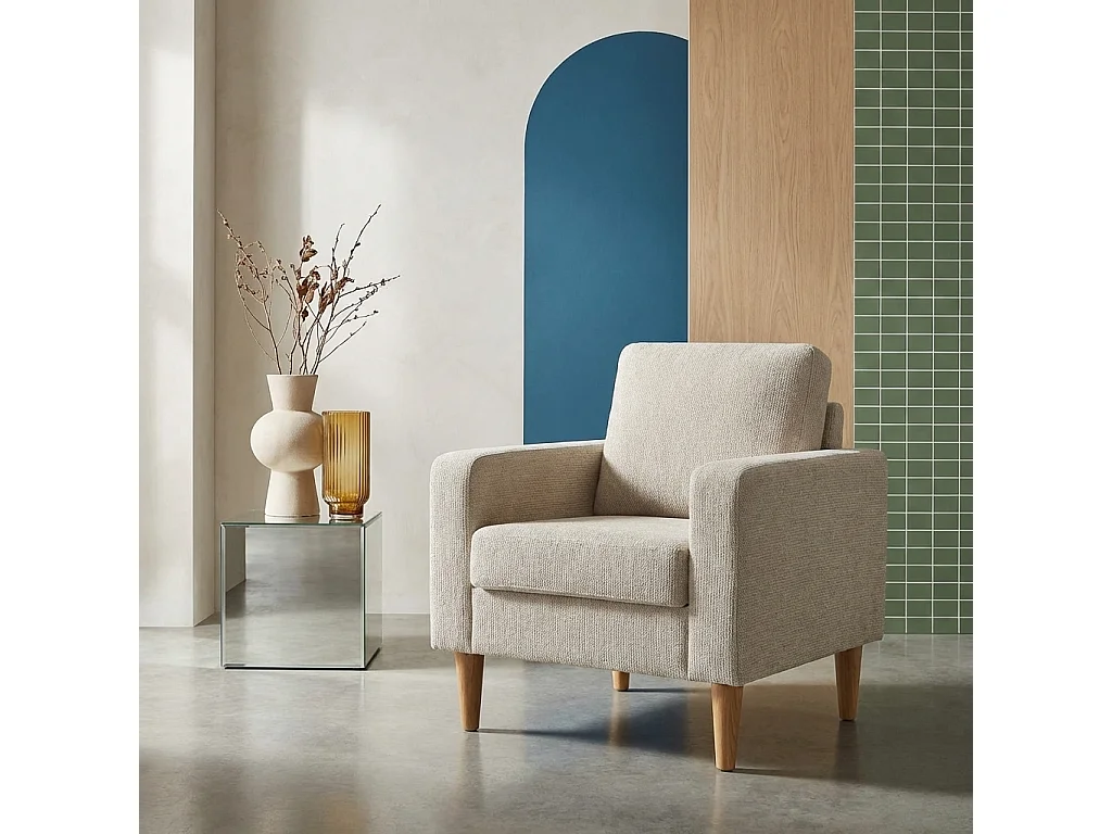 Sillón de madera de hevea y tela de chenilla beige