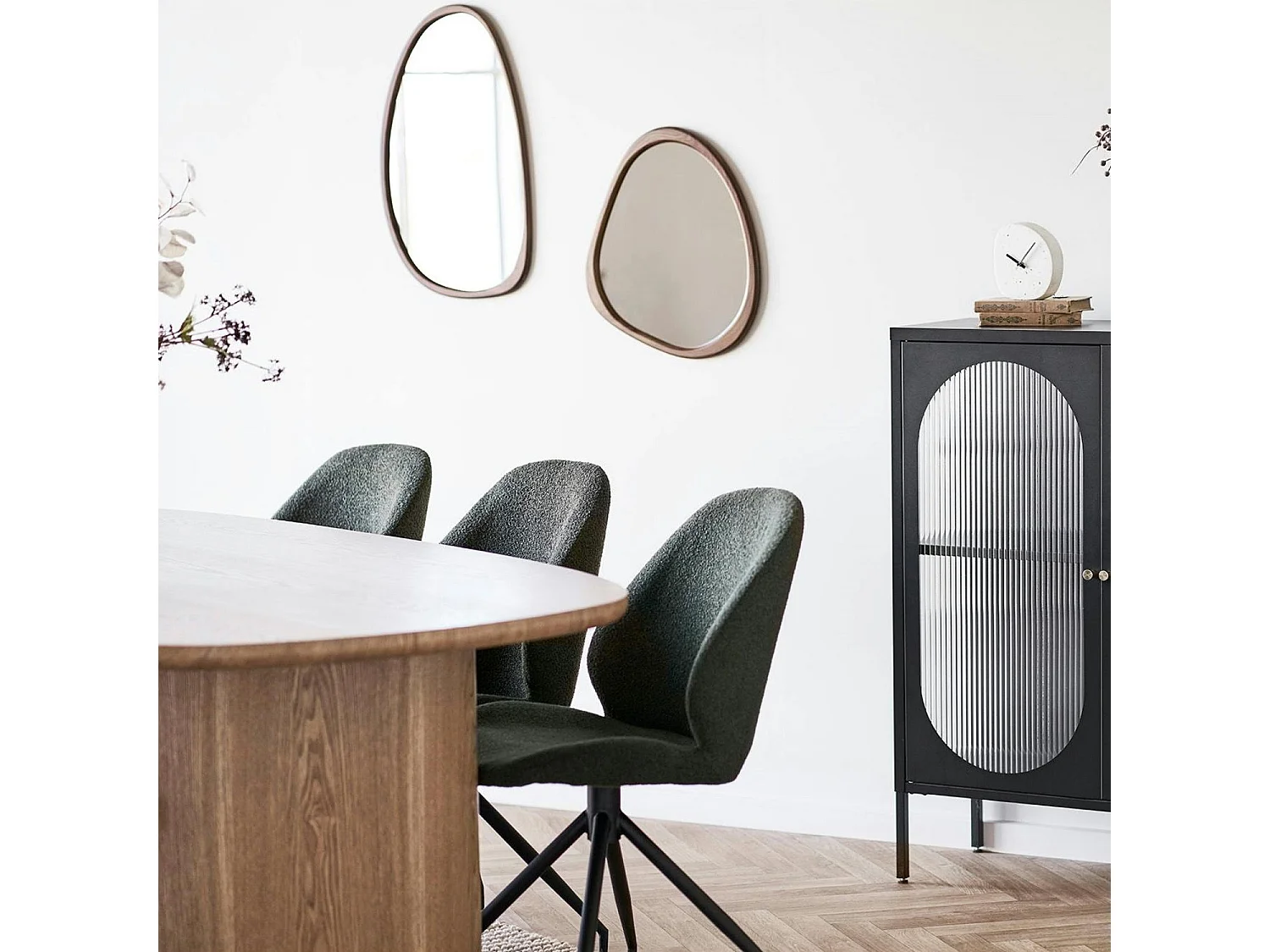 Miroir design organique avec cadre effet bois foncé 48 cm BRIG