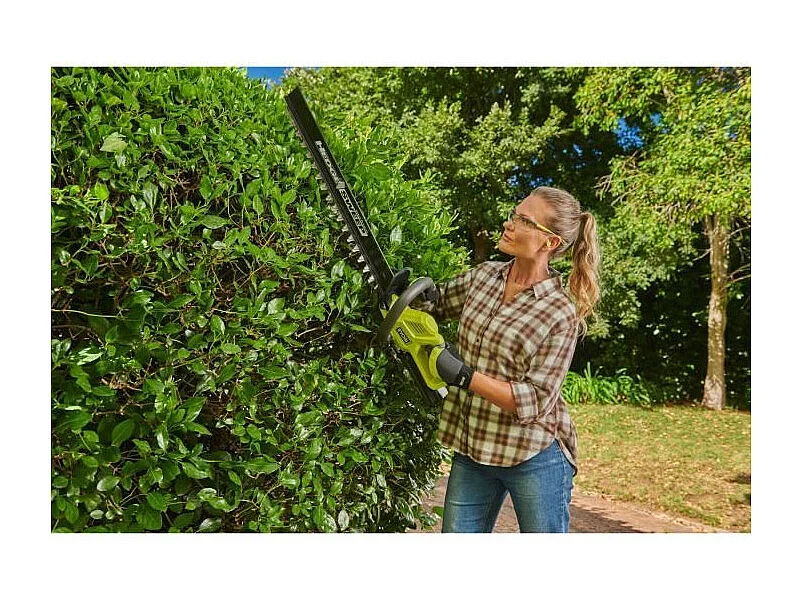 Taille-haies - RYOBI - 36 V - Lames 60 cm - Ecartement 26 mm - Fonction scie - 1 batterie lithium+ 36V 2,0 Ah et 1 chargeur 1,7