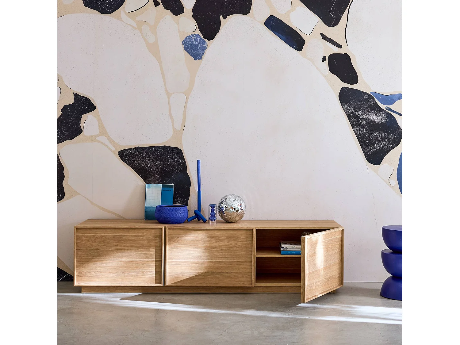 Mobile tv decorativo in legno 3 ante 180cm, marrone naturale