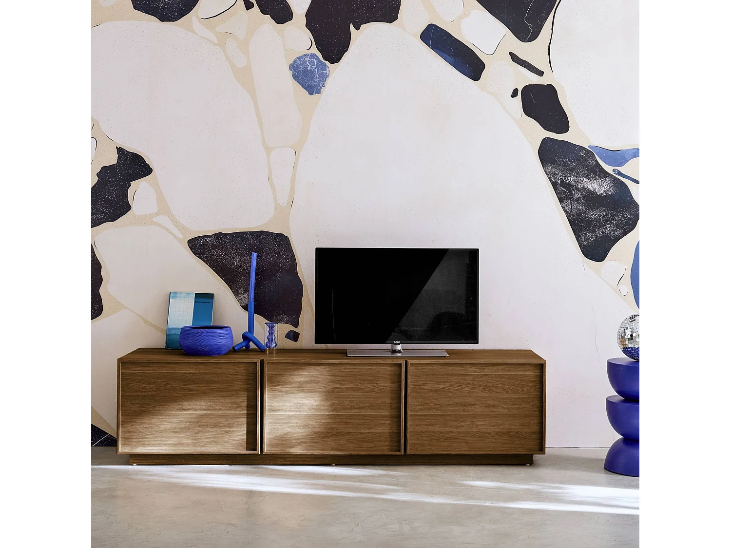 Mobile tv decorativo in legno 3 ante 180cm, marrone
