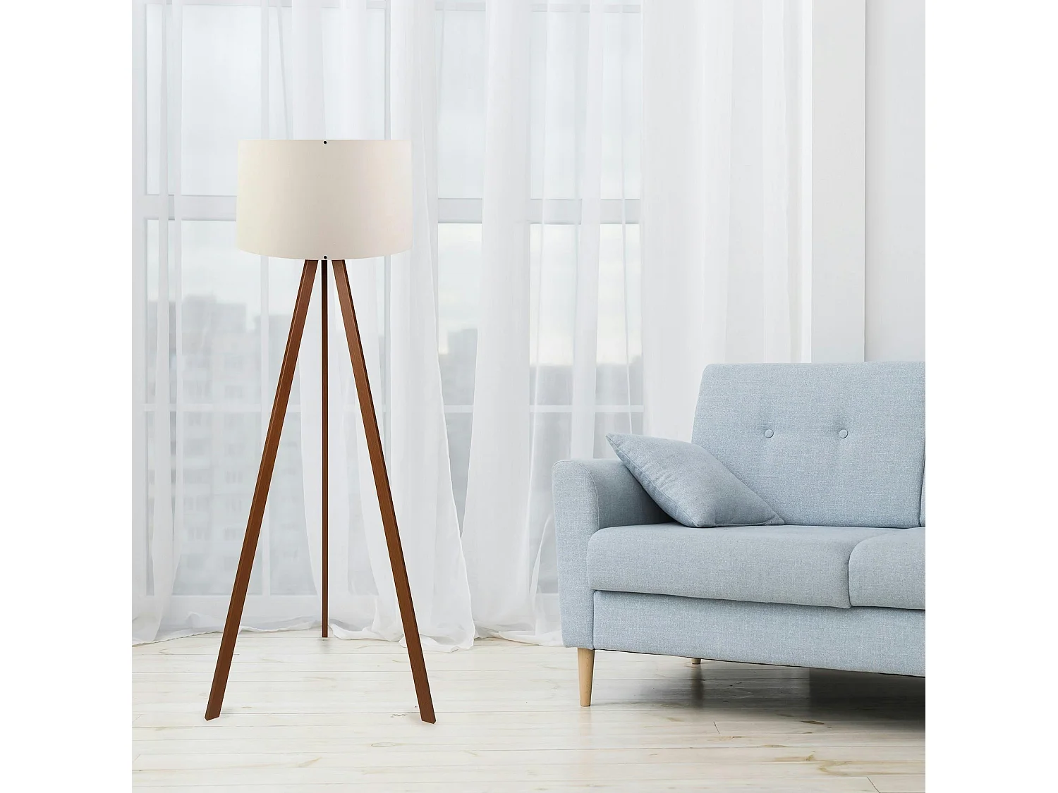 Lampadaire trépied effet bois noyer, abat-jour écru KILIS