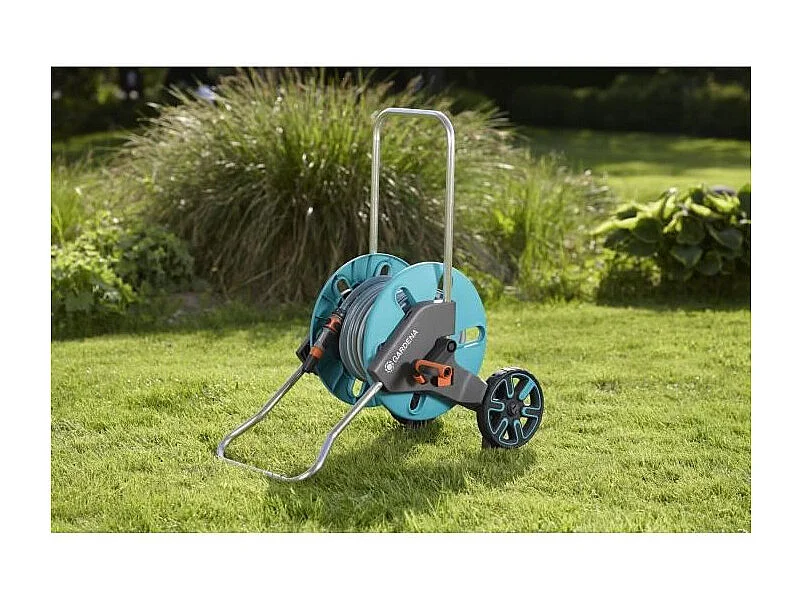 Dévidoir sur roues GARDENA CleverRoll M avec kit tuyau 25 m, poignée télescopique, blanc/bleu
