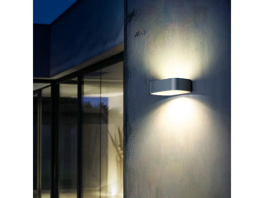 Alcapower 700lm IP65 tweerichtingszonne-LED-wandlamp met schemersensor - 4000K