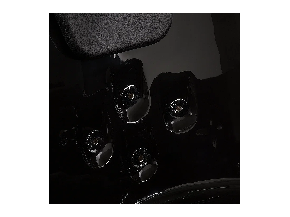 Baignoire d'angle à remous avec LED MARTINICA 214 x 155 cm Noir