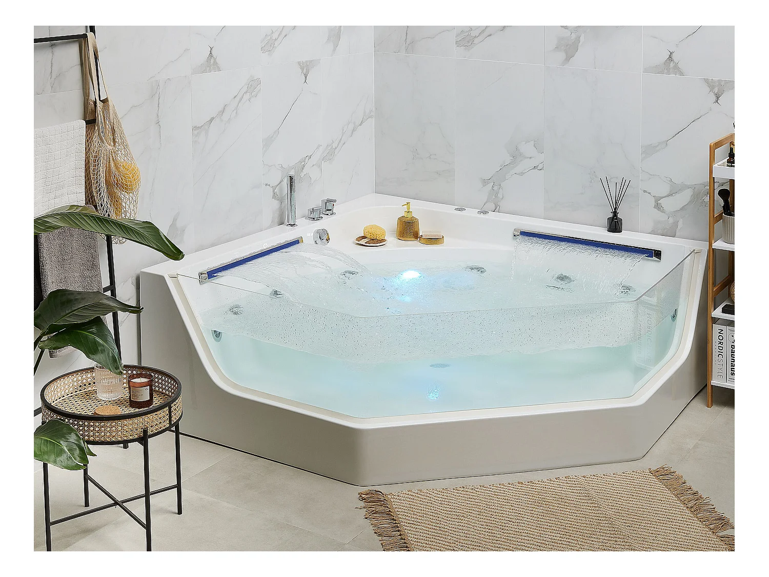 Hoek bubbelbad met LED CACERES 211 x 150 cm Wit