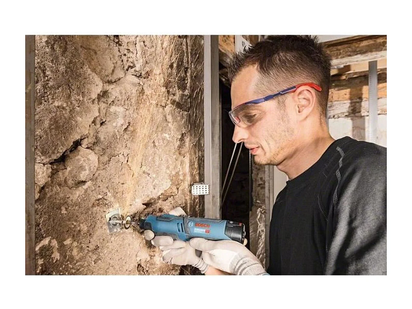 Herramienta rotativa multifunción Bosch GRO 12V-35 inalámbrica, 2x2,0Ah, 35.000 rpm, L-Boxx, LED integrada