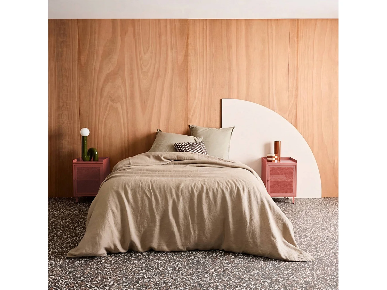 Lot de 2 tables de chevet industrielles métal terracotta 1 porte grillagée. 40 x 37 x 58.5 cm - Ohio