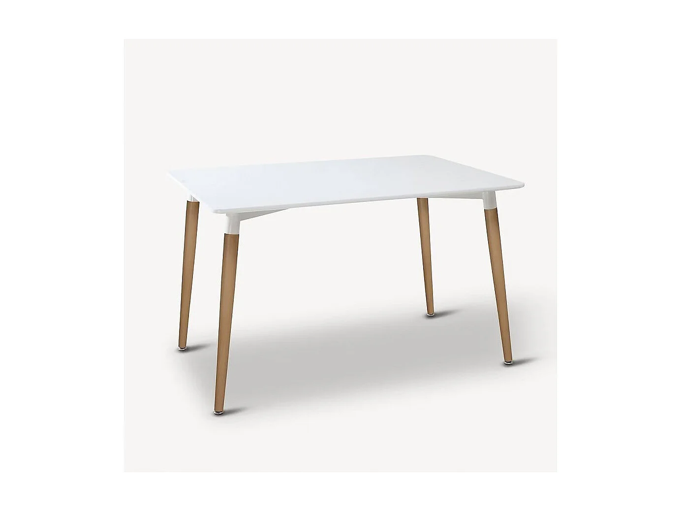 Table à manger rectangulaire scandinave avec plateau blanc et pieds effet bois - Longueur 150 x Profondeur 80 x Hauteur 74,5 cm