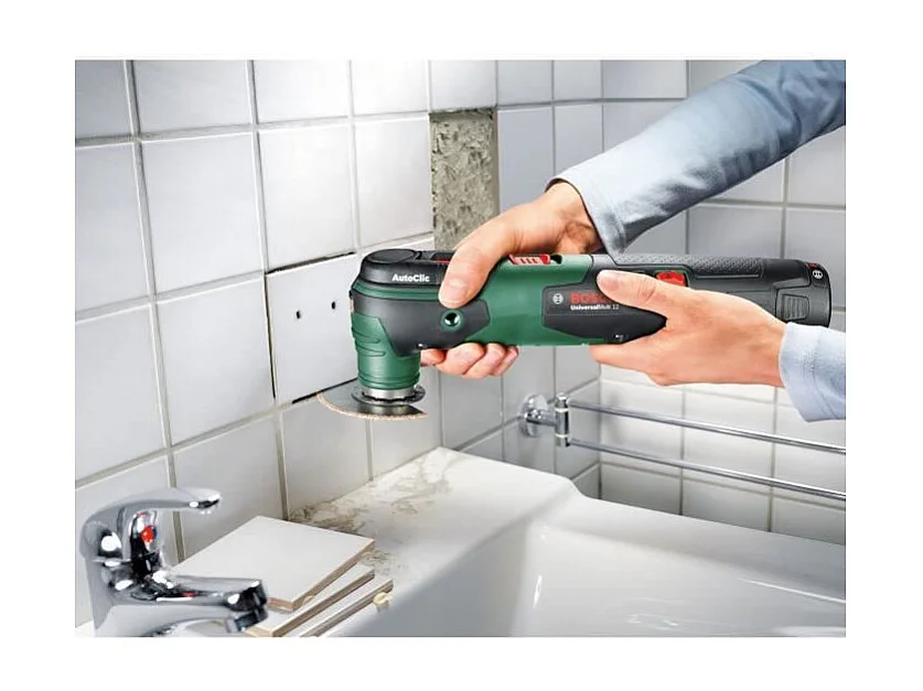 BOSCH Outil multifonction UniversalMulti 12 - Outil seul - 12 V 2,5 Ah