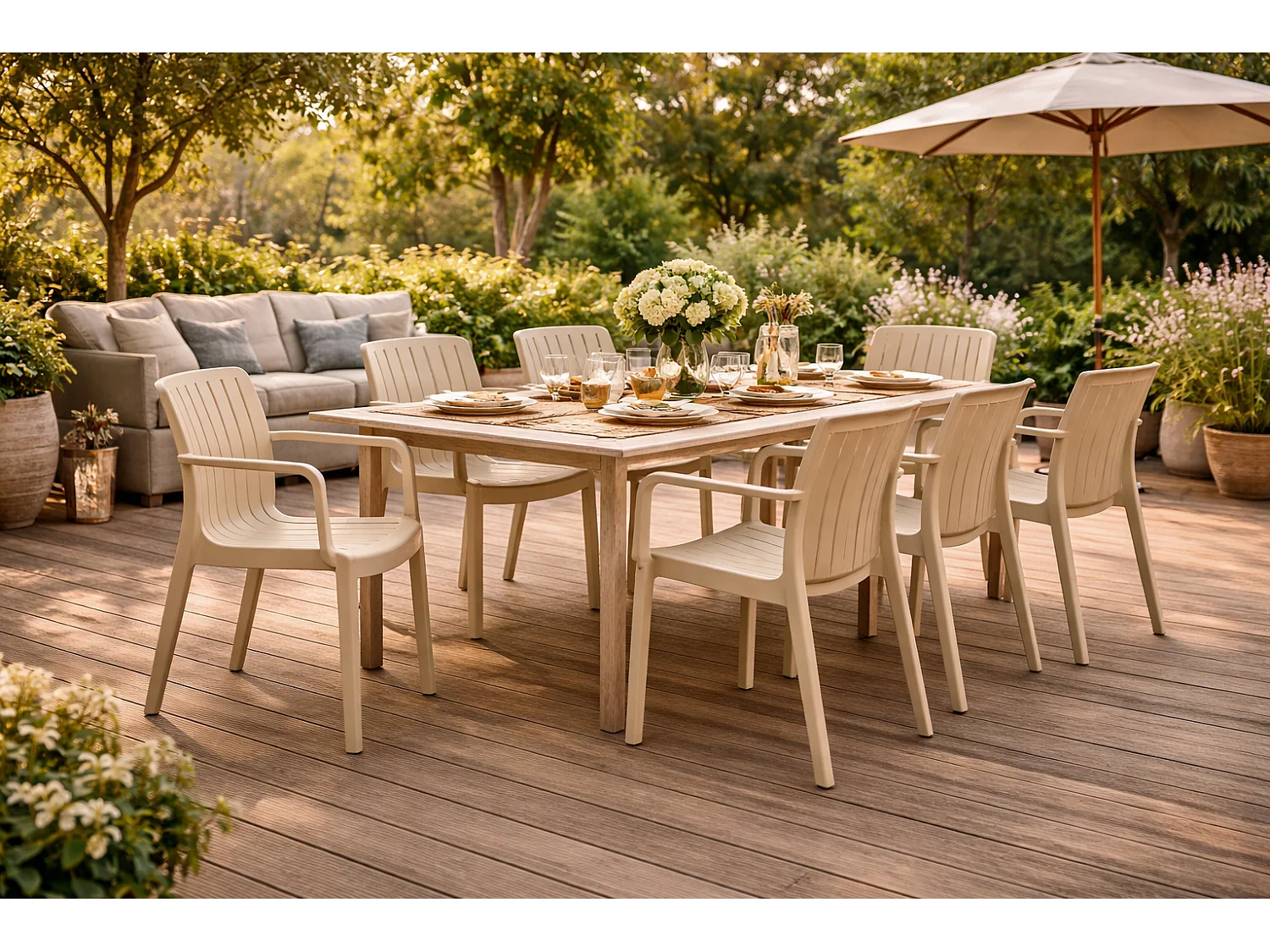 Lot de 6 chaises de jardin avec accoudoirs coloris Taupe - Longueur 58 x Profondeur 53 x Hauteur 77 cm
