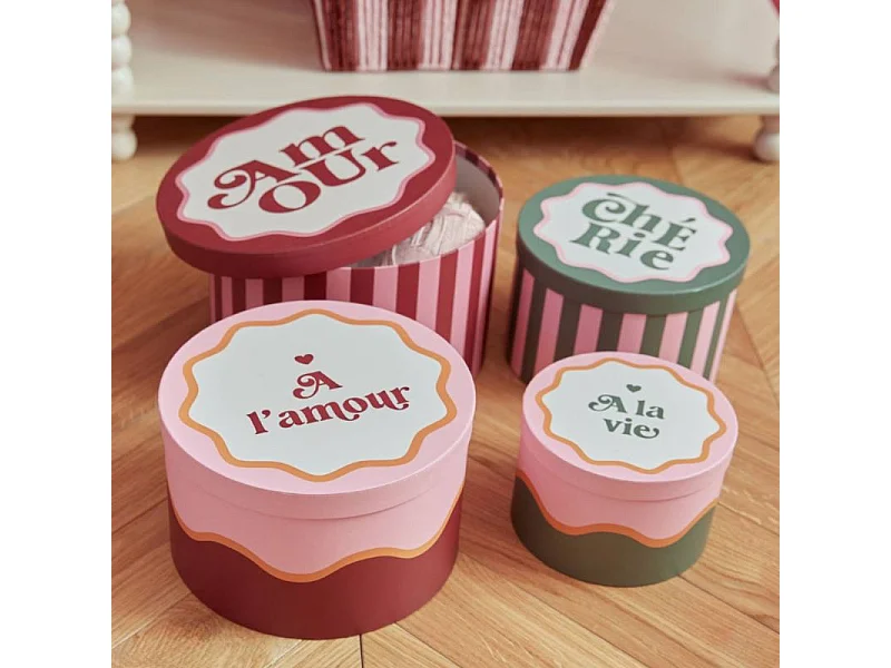 Lot de 4 Boîtes Déco "Chéri" 25cm Rouge