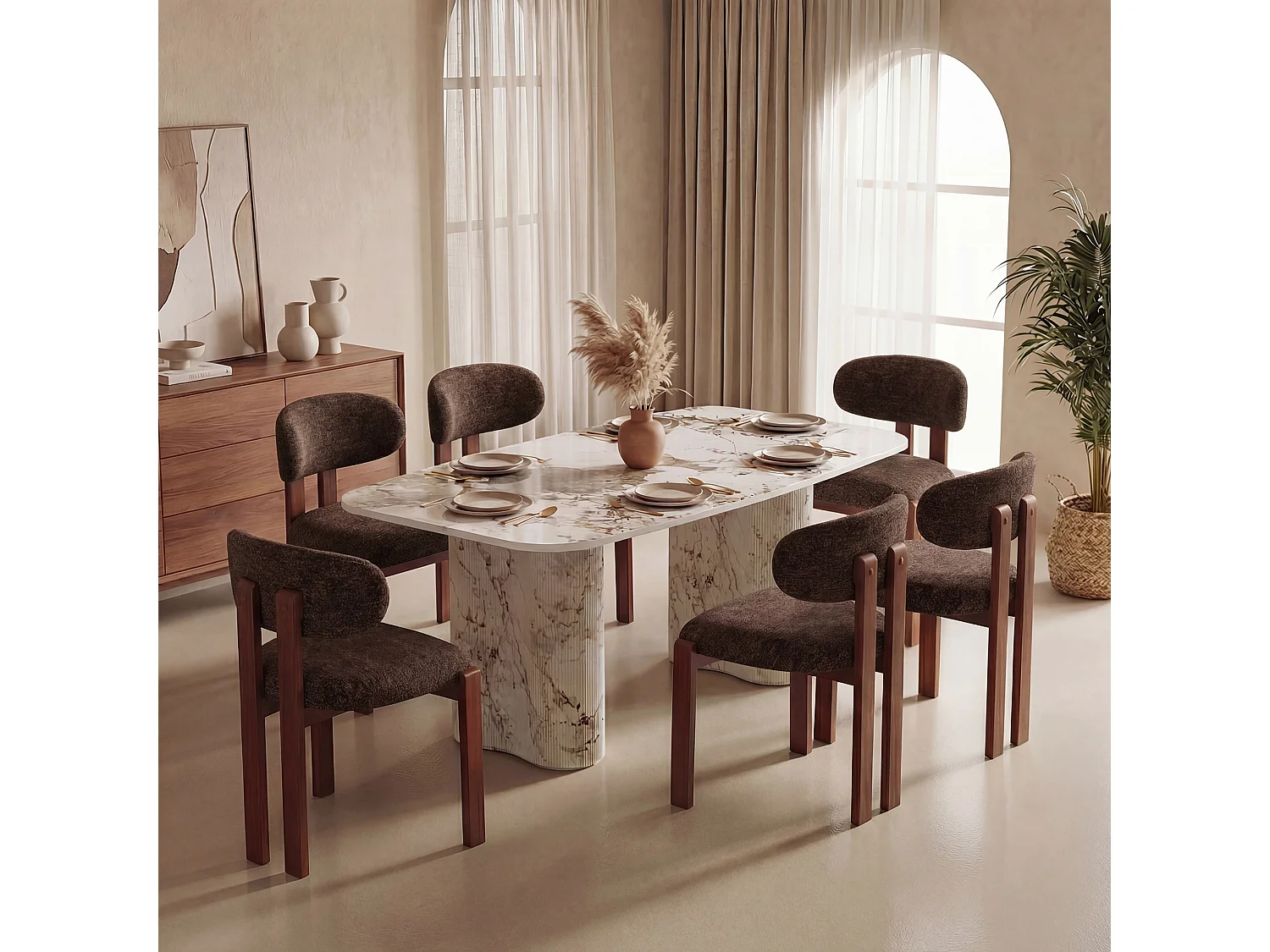 Lot de 2 chaises marron foncé SMARTUE, revêtement en tissu chenille, assise épaisse, dossier incurvé, pieds en bois d’hévéa