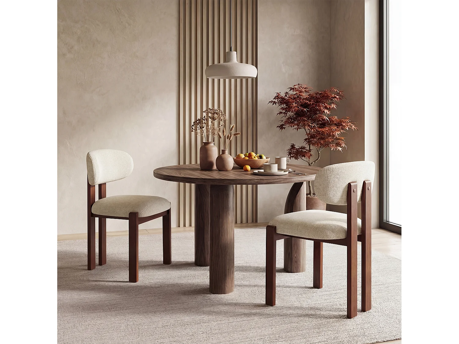 Lot de 2 chaises beige SMARTUE, revêtement en tissu chenille, assise épaisse, dossier incurvé, pieds en bois d’hévéa couleur noyer foncé