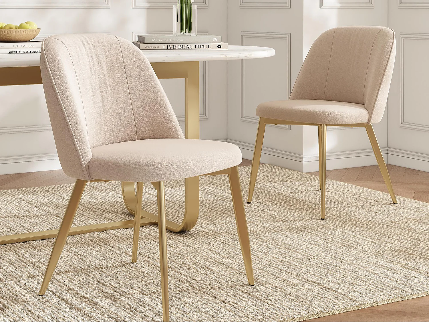 Set aus 2 modernen Stühlen - Bequeme Rückenlehne - Metallfüße - Bezug aus Samt - Beige