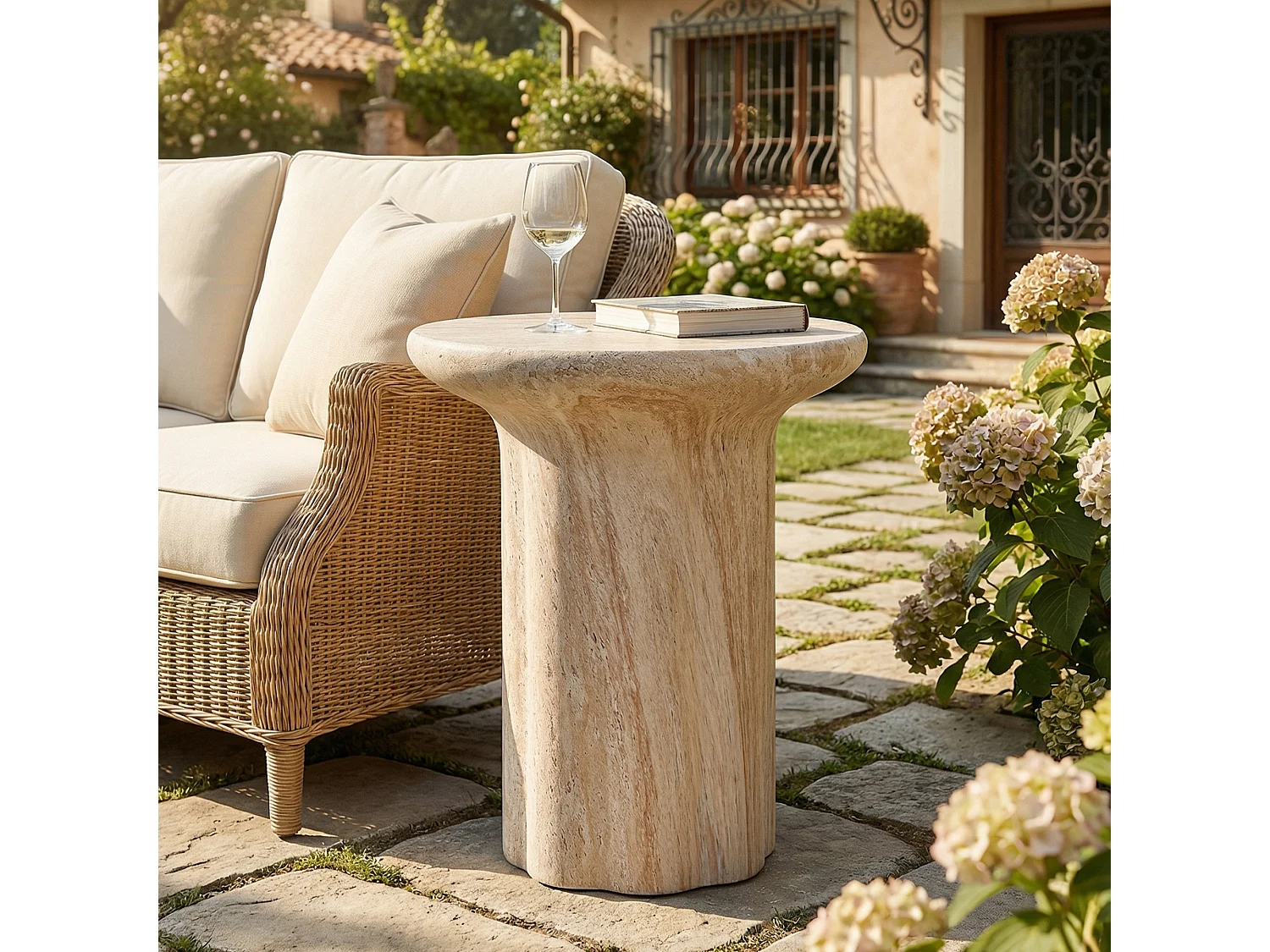 Bout de Canapé de Jardin Design Moderne en MgO - Table d'Appoint Extérieure Aspect Travertin - Beige