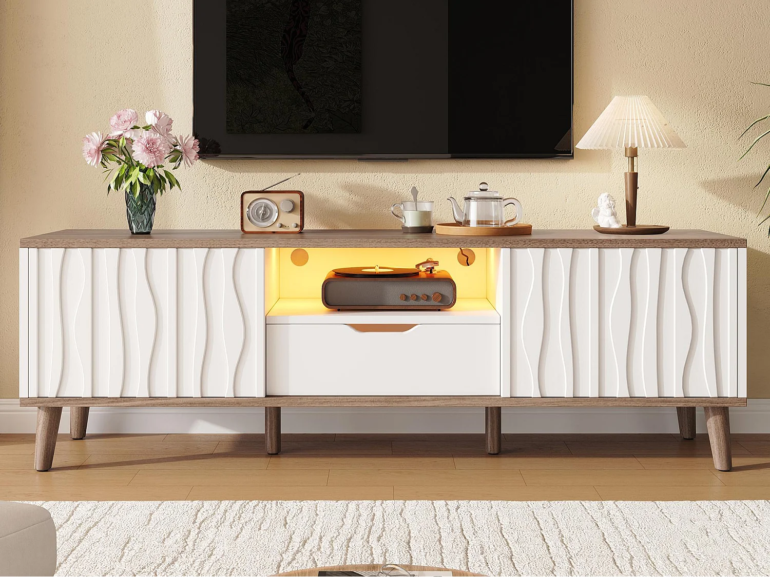 Moderner TV-Schrank 160 x 40 x 52 cm - mit LED-Beleuchtung - Schiebetüren - geeignet für Fernseher bis 70 Zoll - weiß