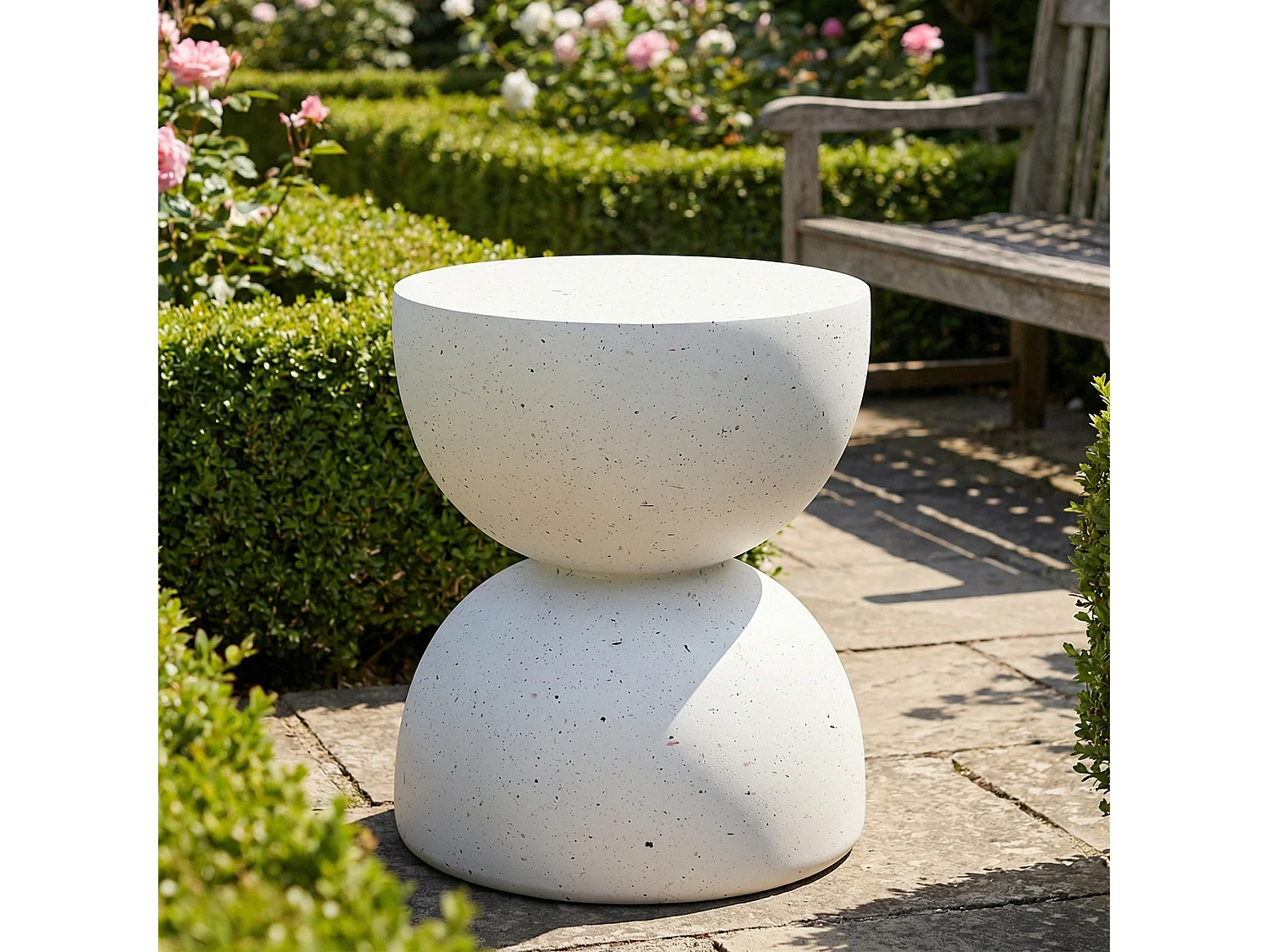 Bout de Canapé de Jardin Moderne en MgO - Table d'Appoint Sablier Aspect Terrazzo Blanc - Blanc