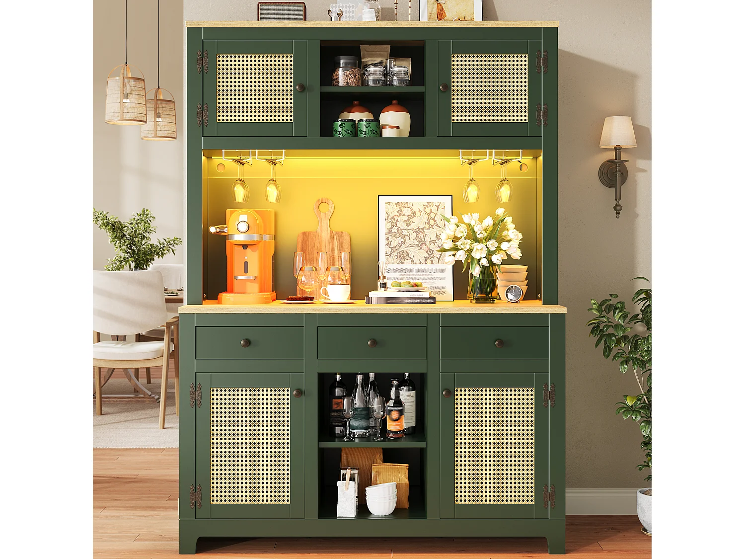 Aparador alto de cozinha em rattan PE - 120 x 40 x 180 cm - com 3 gavetas + 4 portas + prateleiras + LEDs - MDF - verde