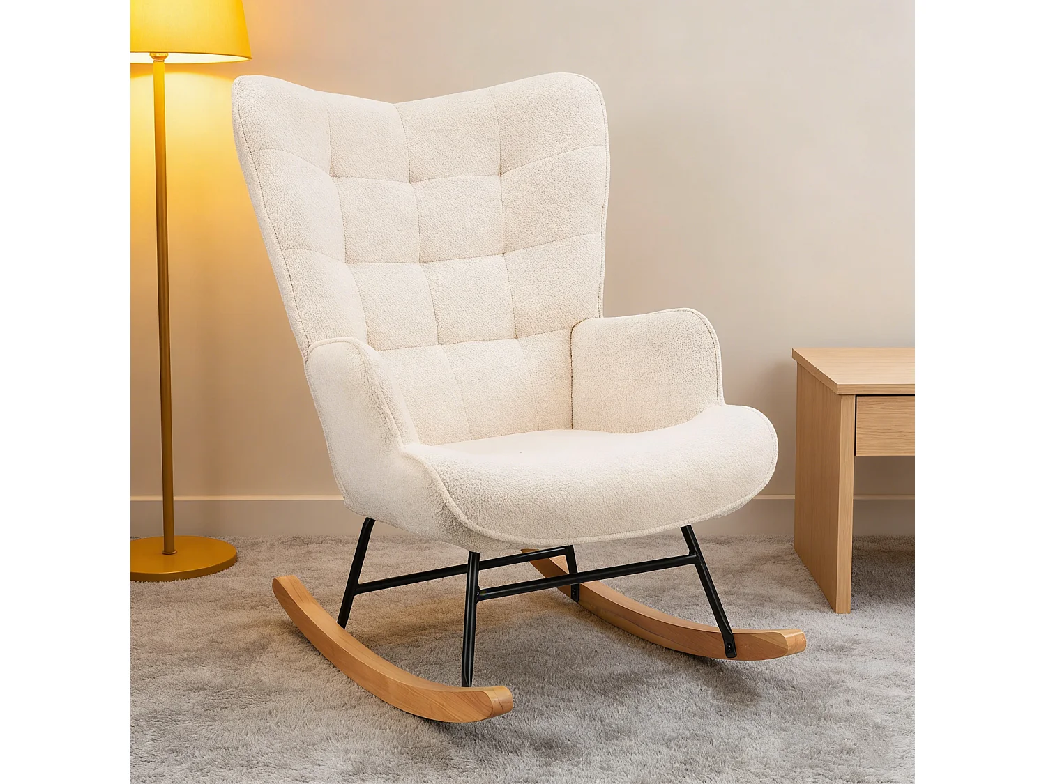 Fauteuil à bascule,rocking chair avec accoudoirs,Pieds en bois massif,Pour le salon, chambre,peluche d'agneau,beige