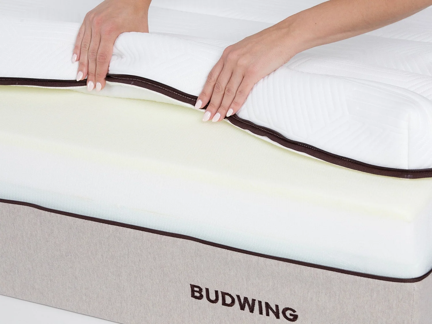 BUDWING Matelas Hybrid Sense 140x190 cm avec Traitement Antibactérien, Mousse à Mémoire de Forme et Ressorts Ensachés