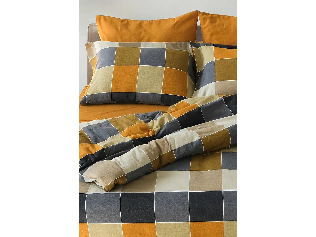 2 persoons beddengoed 240x220 cm+2 kussenslopen 65x65 cm in katoenen flanel