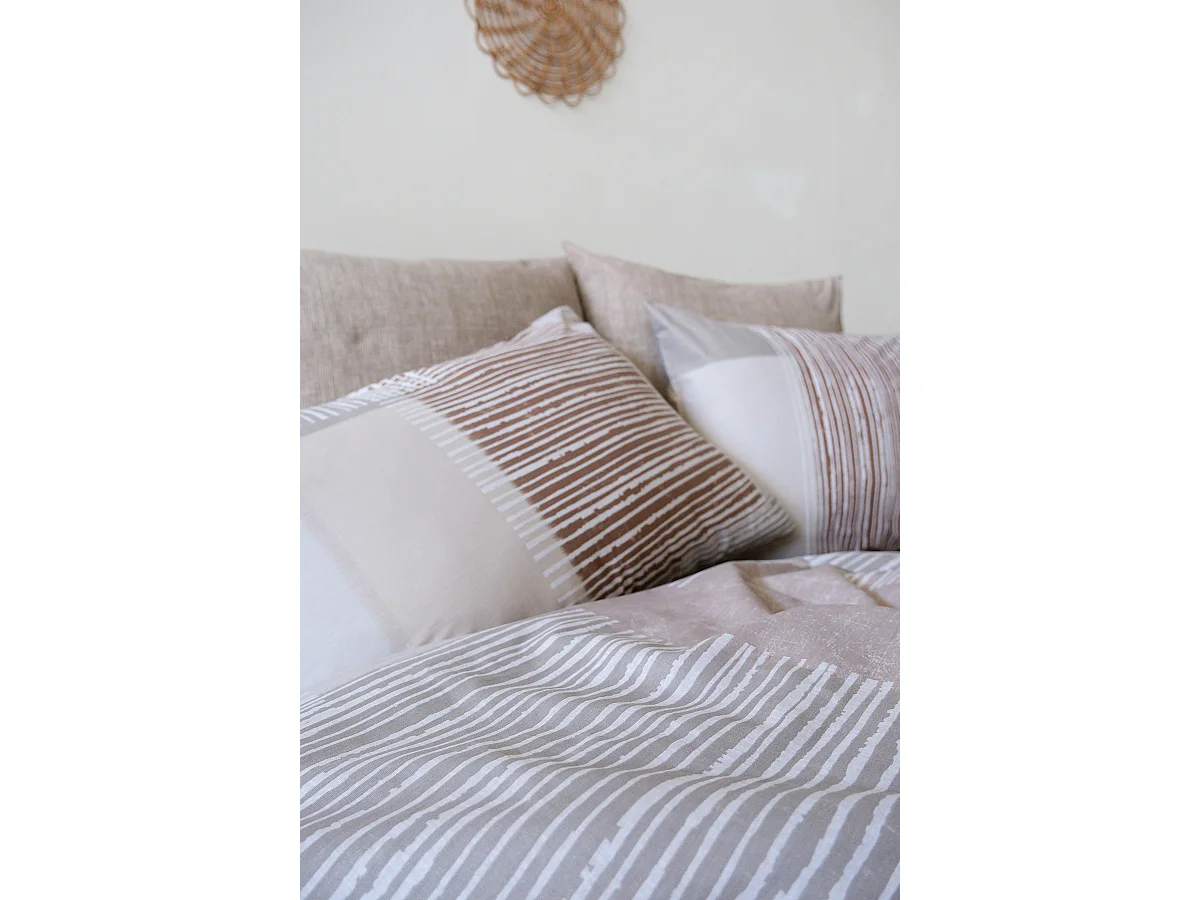 1 persoons beddengoed 140x200 cm+1 kussensloop 65x65 cm in katoen