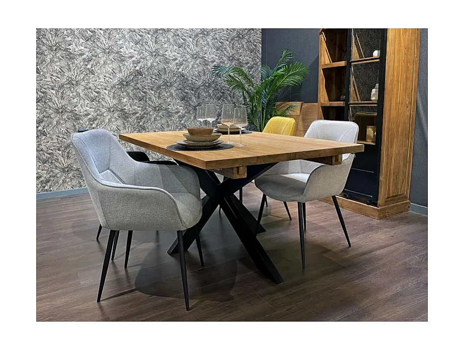 Table à manger extensible 160/260 teck recyclé pieds métal – ORLANDO