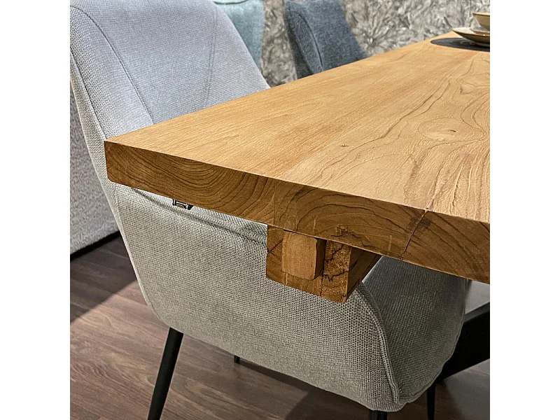 Table à manger extensible 160/260 teck recyclé pieds métal – ORLANDO