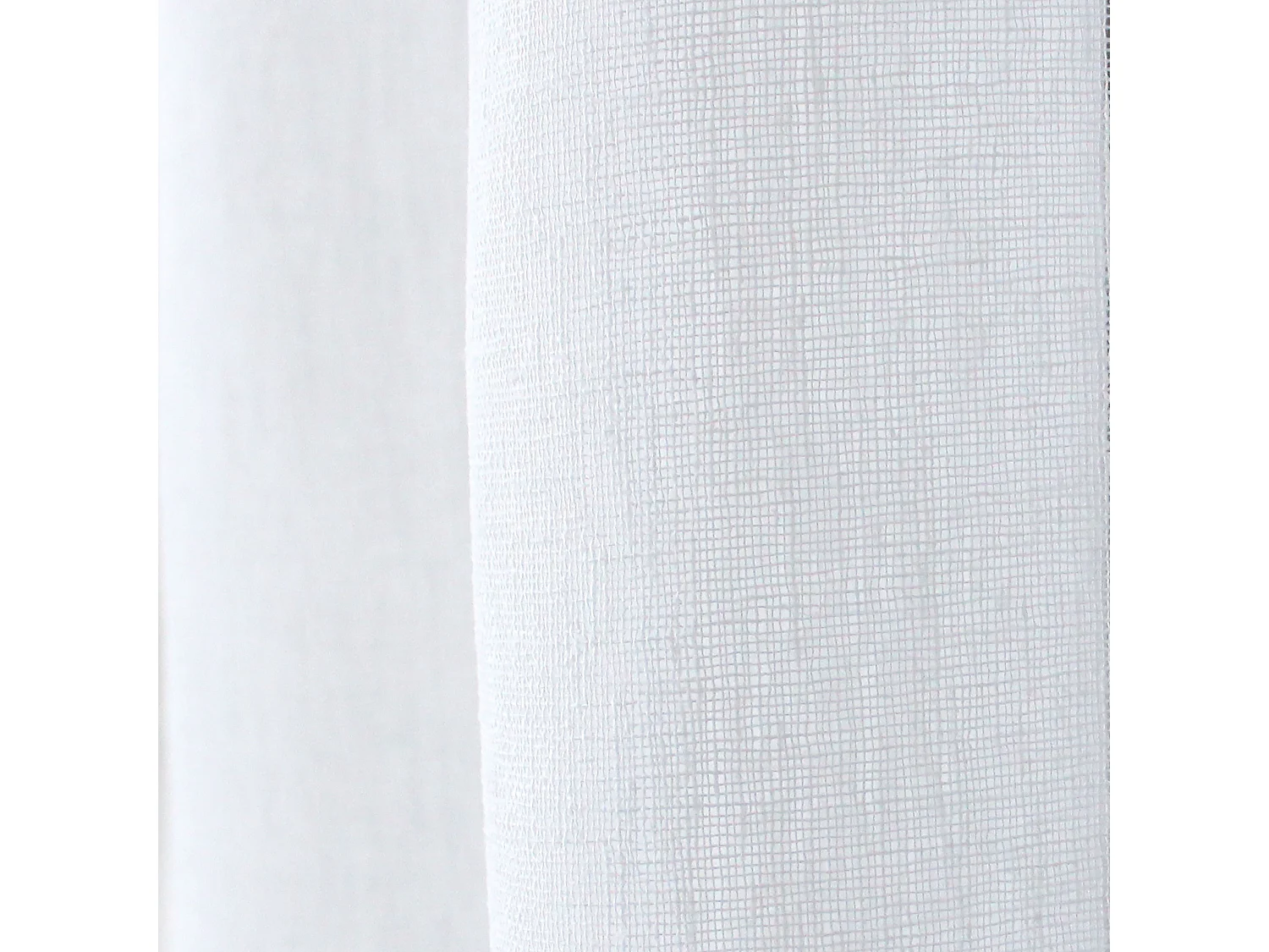 2 voilages à œillets en bois, 140x240cm, blanc, aspect lin, Collection Natura, CMADECO