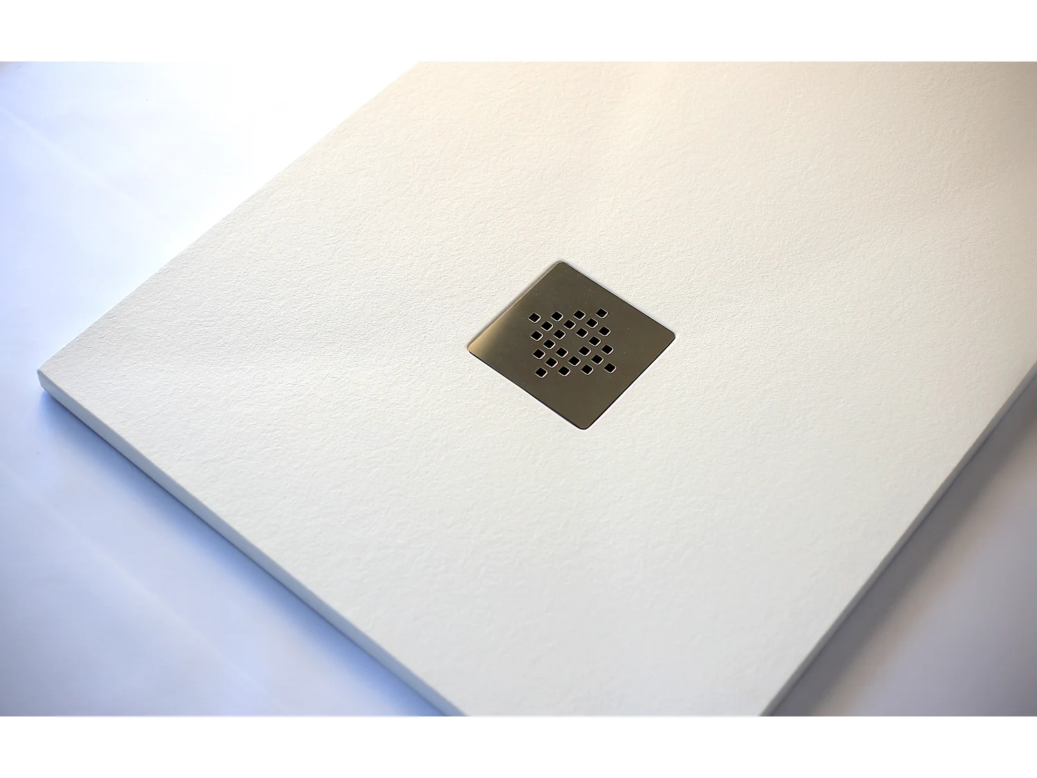 Plato de Ducha de Modelo Roma II – Negro (RAL 9005) 100x200 cm – Incluye Válvula Desagüe y Rejilla