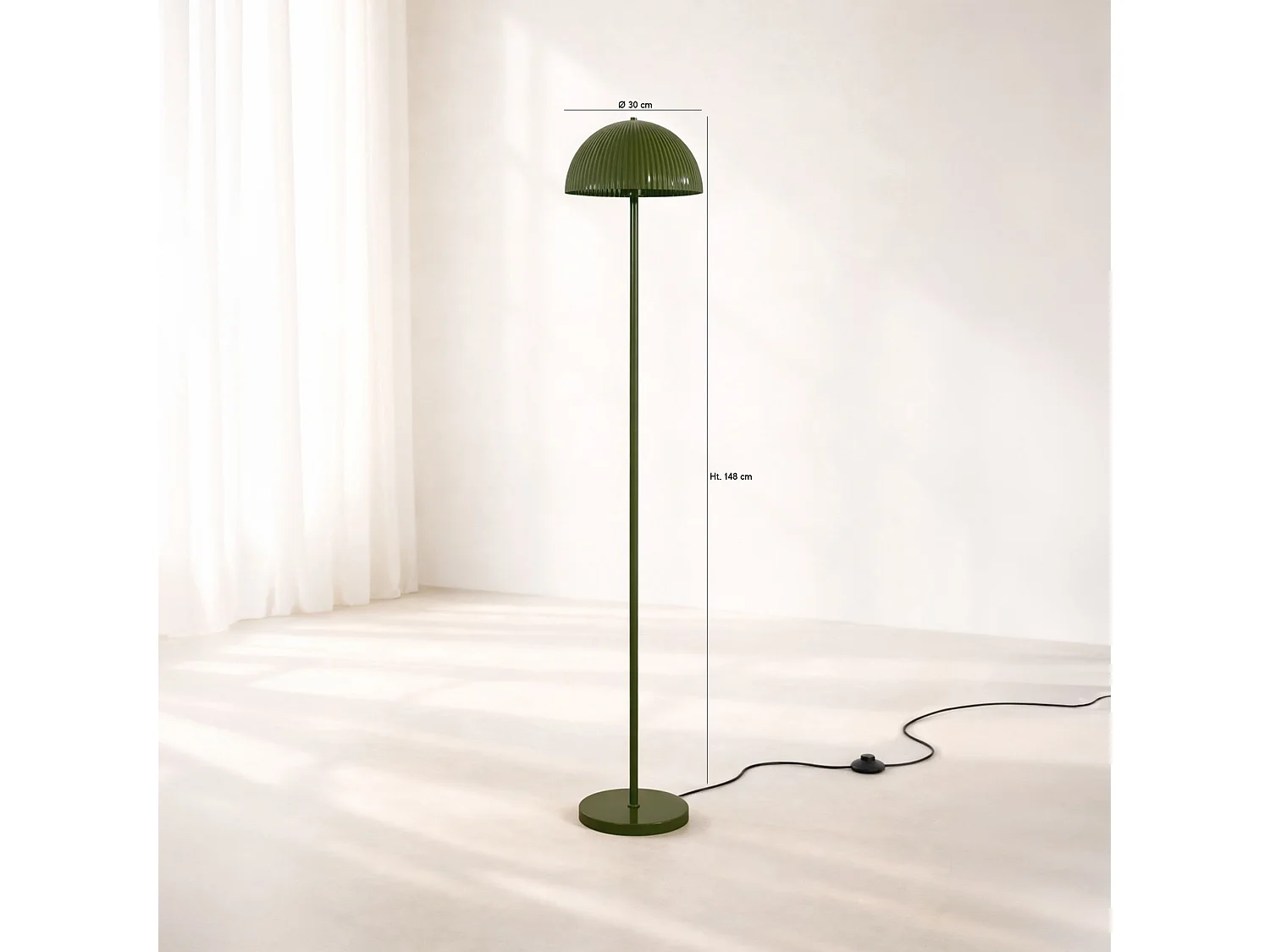 Now's Home - Lampadaire En Métal Vert Olive  Brillant 30x30x148cm Thalia