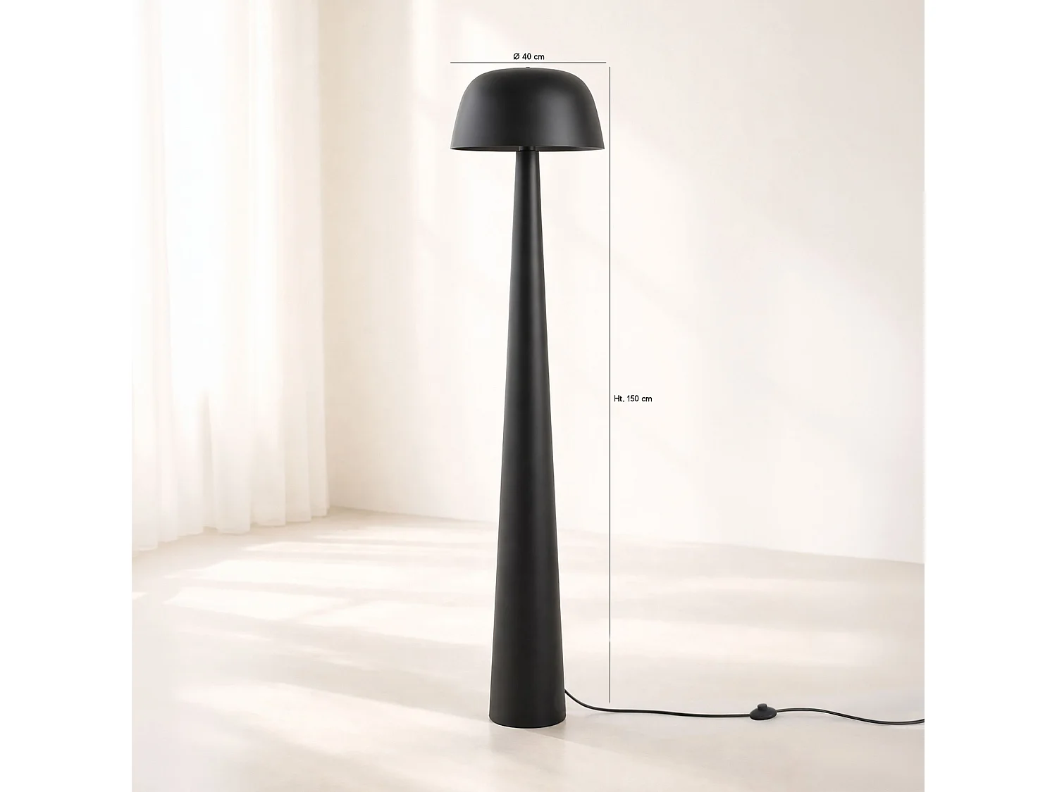 Now's Home - Lampadaire En Métal Noir Mat 40x40x150cm Kalysta